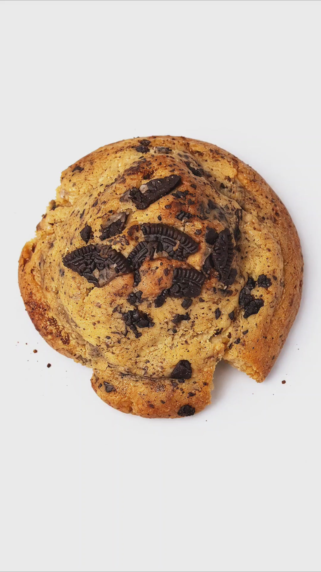 Jumbo Oreo Chunks & Crumbs Cookie (180g) – Cream & Cookies Stuffed