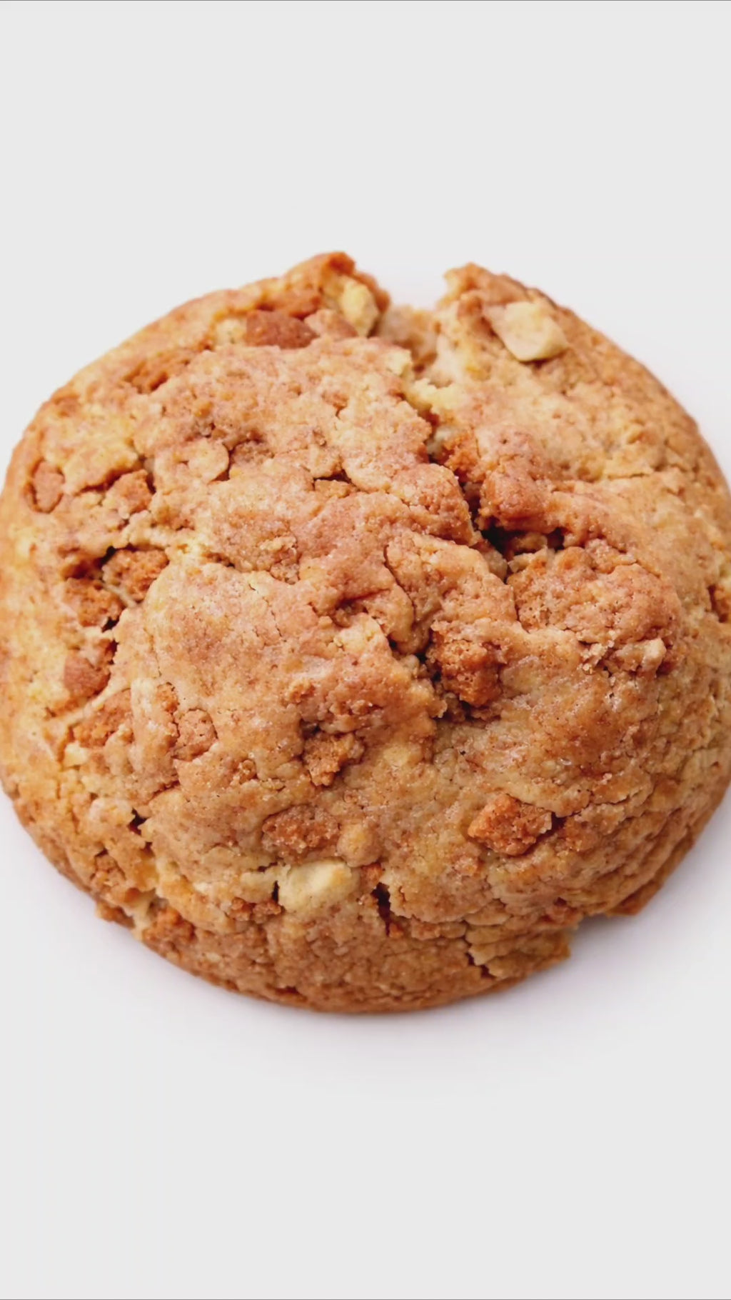 Levain-Style Biscoff Chunks & Crumbs Cookie (110g)