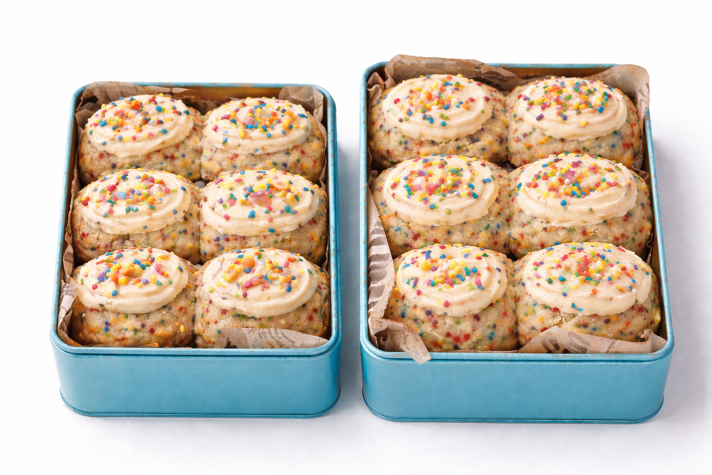 🇺🇸💖 American Mum Birthday Confetti Cookie Tin (Molten Filled)