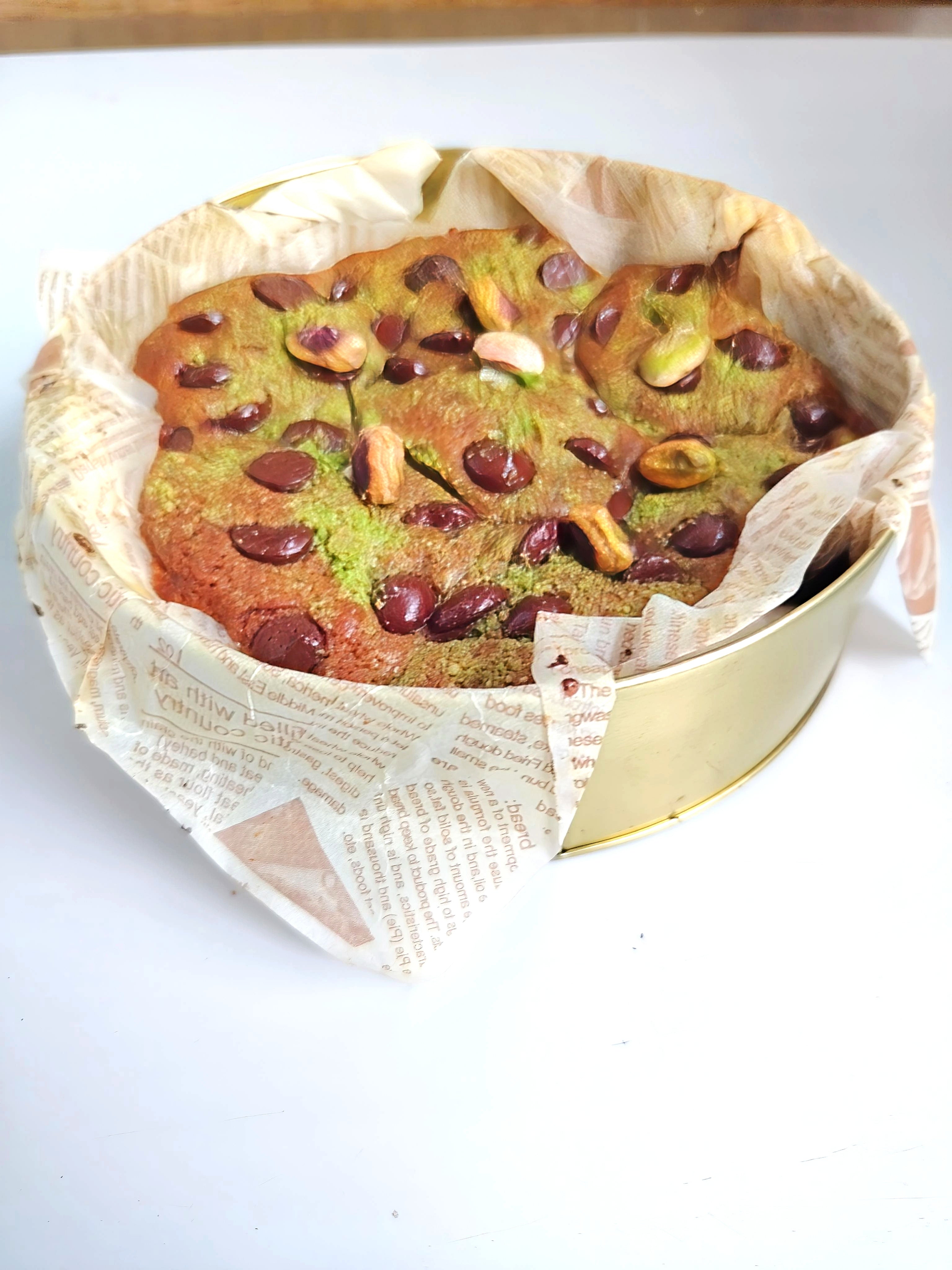 Dubai Cookie Tin (Molten Filled) – Kunafa Pistachio 💚🍫