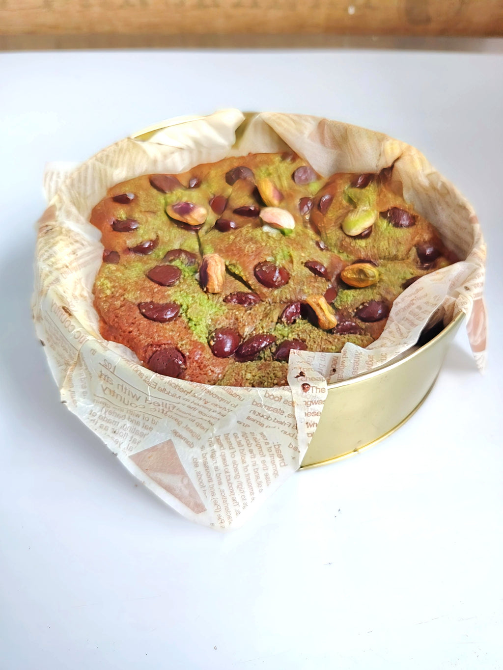 Dubai Cookie Tin (Molten Filled) – Kunafa Pistachio 💚🍫