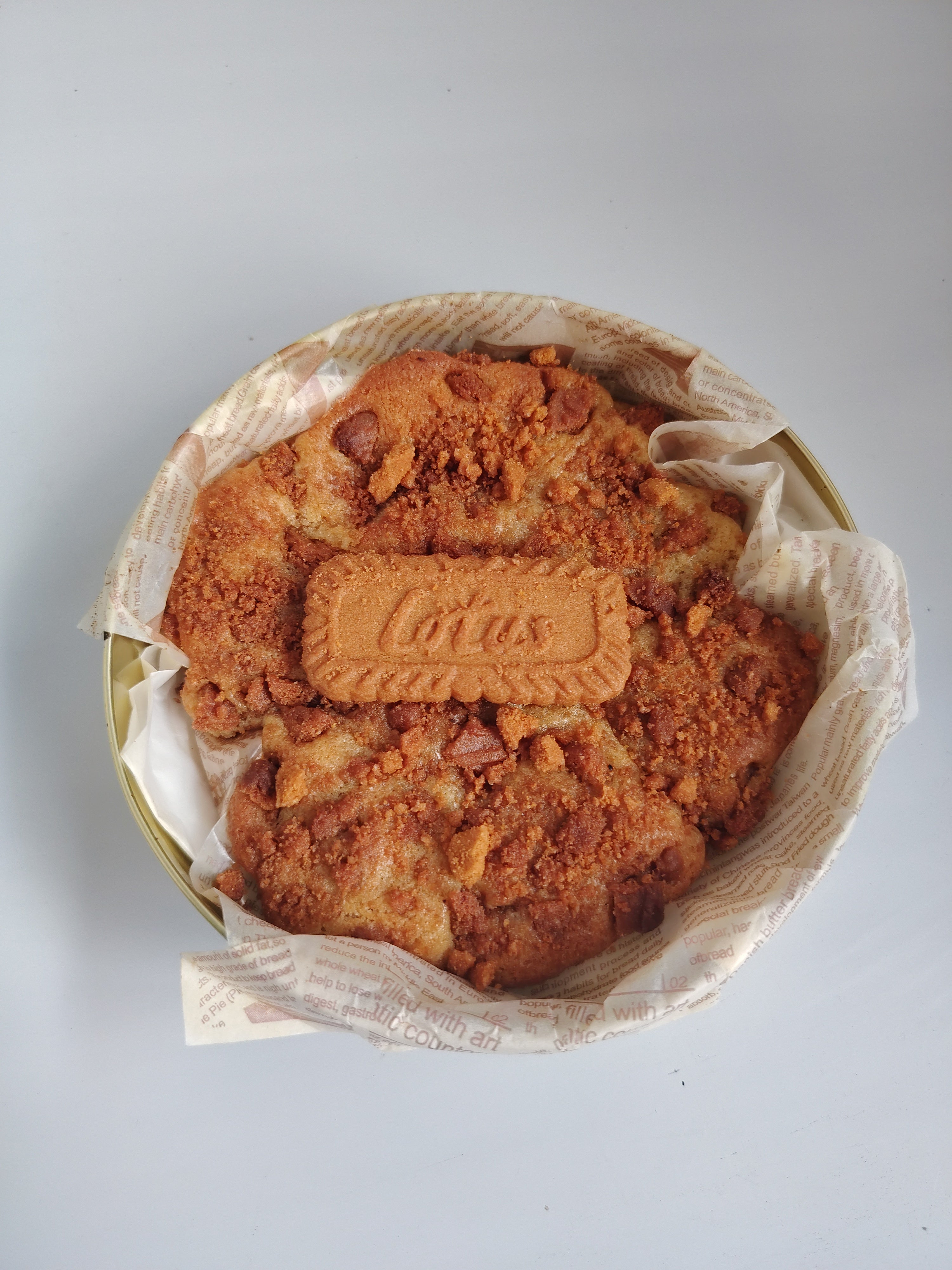 Dubai Cookie Tin (Molten Filled) – Biscoff Delight