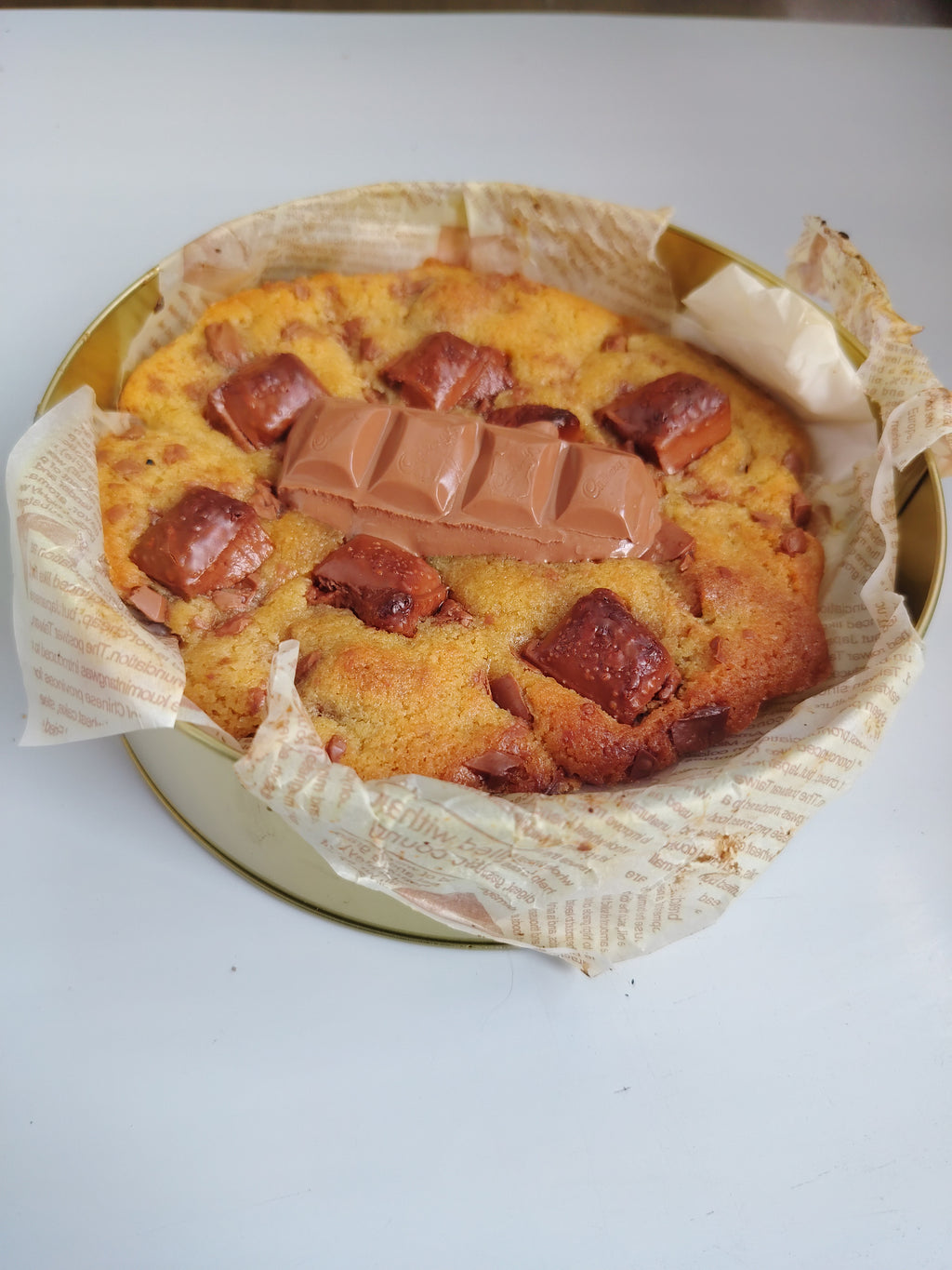 Cadbury Chunks Dubai Cookie Tin (Molten Filled) – Cadbury Lava 🍫💙