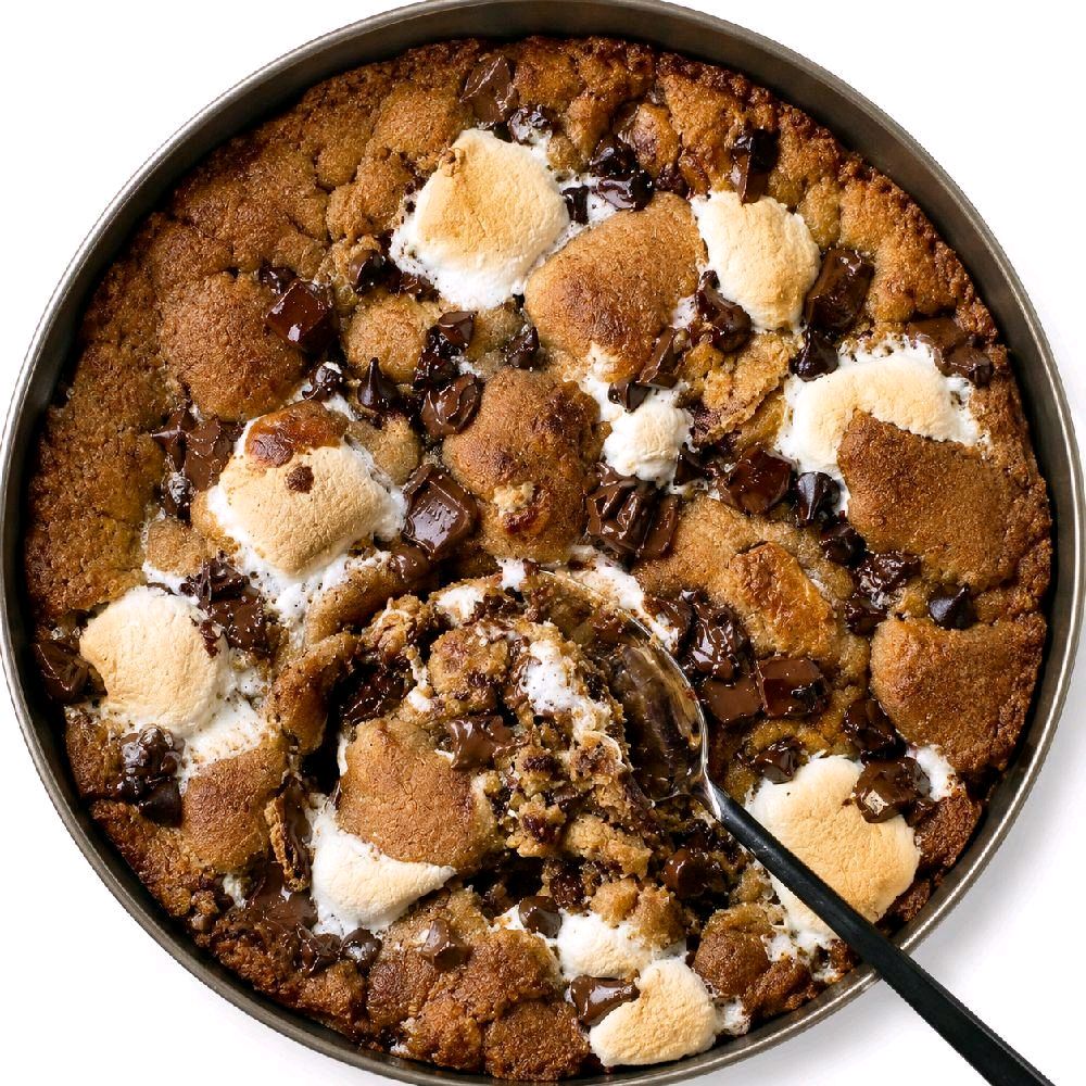 Campfire S'mores Scoopable Cookie Tin – 17cm