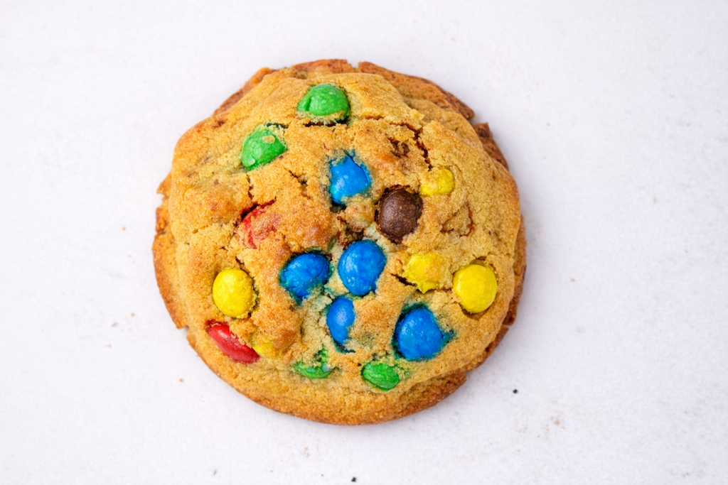 M&M Crunch Cookie (110g)